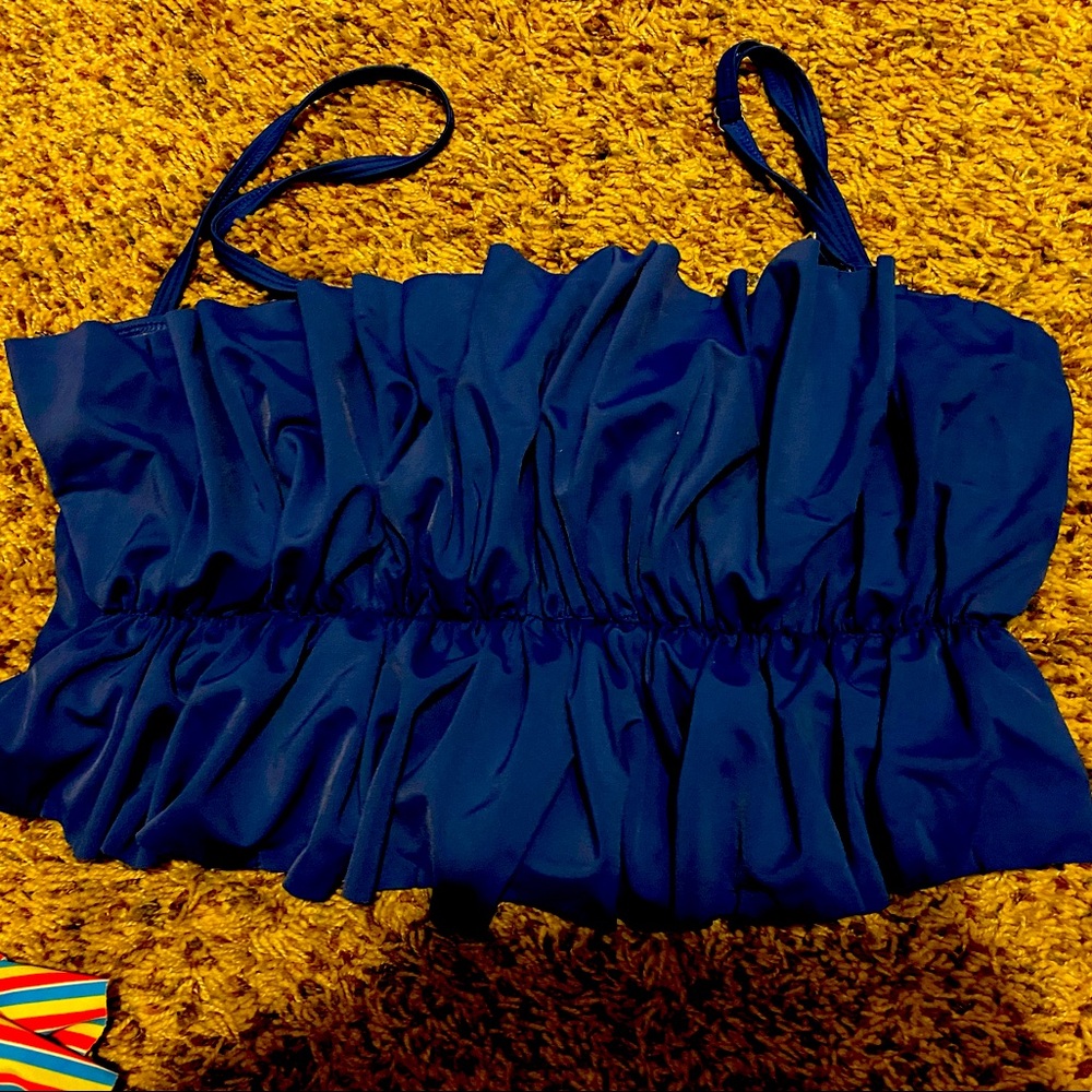 Kortni Jeane ruffle top xxl